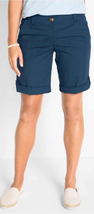 Jednofarebné modré strečové bermudy s dĺžkou nad kolená