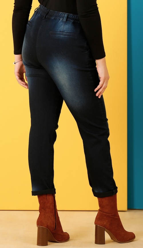 Pružné džínsy pre silnejšie postavu