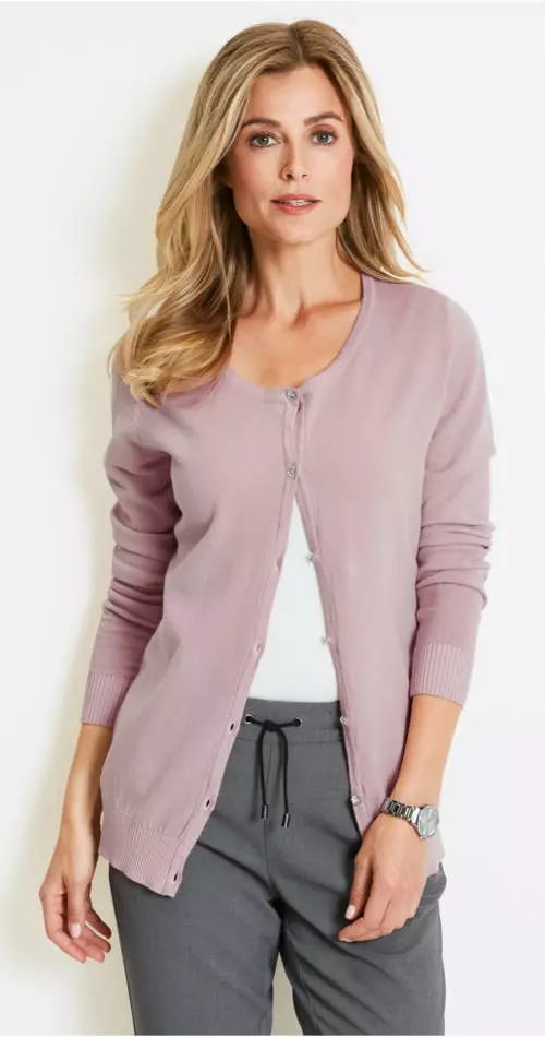 Pletená svetrová bunda pre plnoštíhle