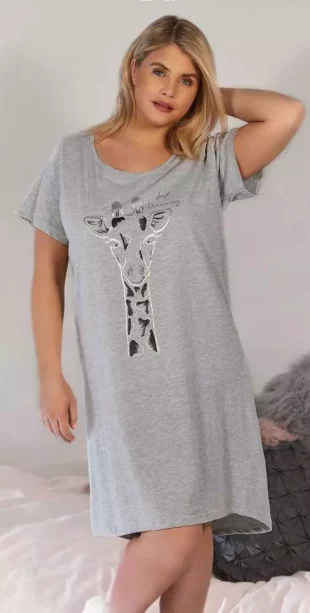 Bavlnená nočná košeľa s potlačou žirafy