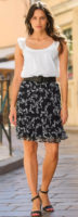 Čierna letná plus size sukňa s kvetinovou potlačou