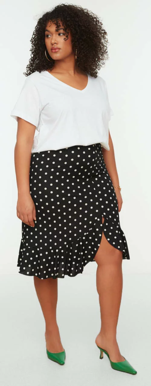 Voľná letná sukňa s retro bodkami