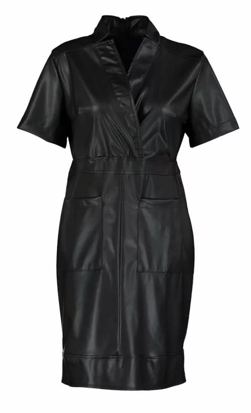 Čierne koženkové dámske šaty s krátkymi rukávmi